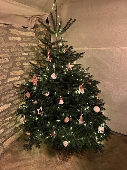 A Tower Road tree decorated in the Barn to Bouquet workshop barn